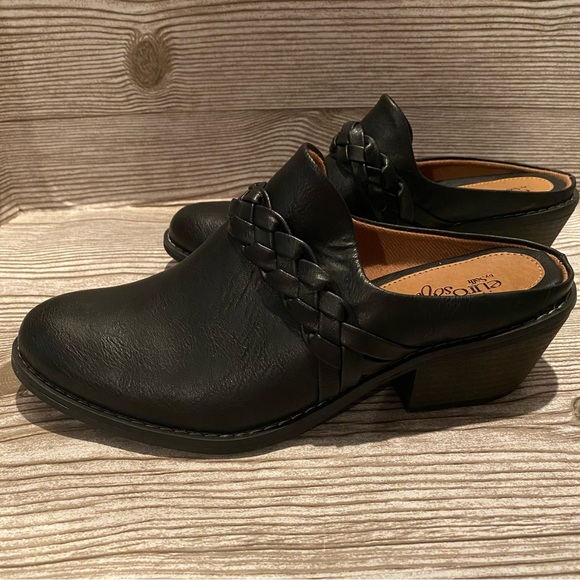 Euro Soft Black Leather Heeled Clogs- Size 8.5 M - Picture 4 of 8